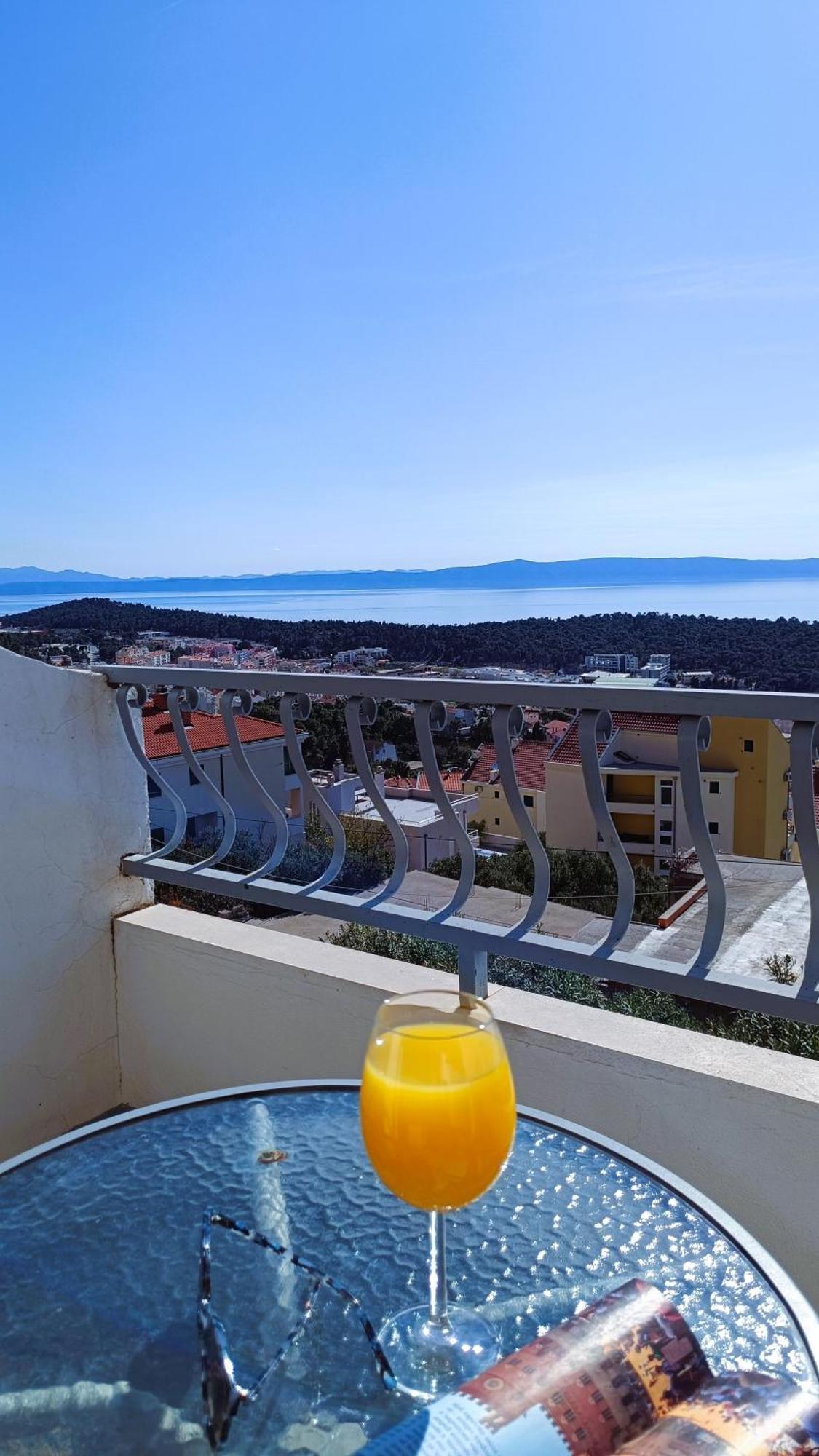 Apartments Ella Makarska Exterior photo